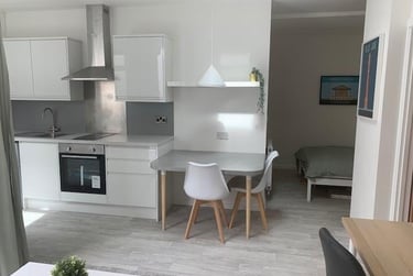 1 bed studio, 572 Bristol Road, Selly Park, Birmingham, B296BE - Image 5